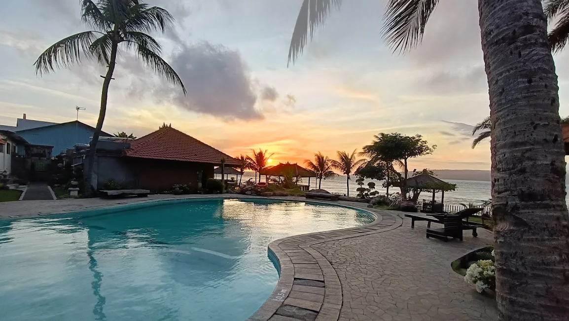 Sunrise hotel watu dodol