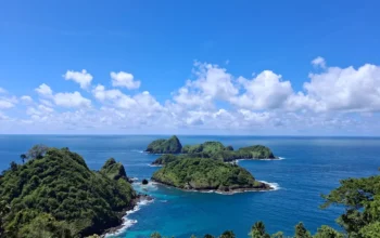 ungle Island Banyuwangi atau Green Island, Pilih Mana? Ini Perbandingannya!